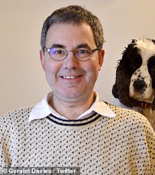 Twitter staff immediately began complaining about Musk's takeover, including software engineer Geraint Davies