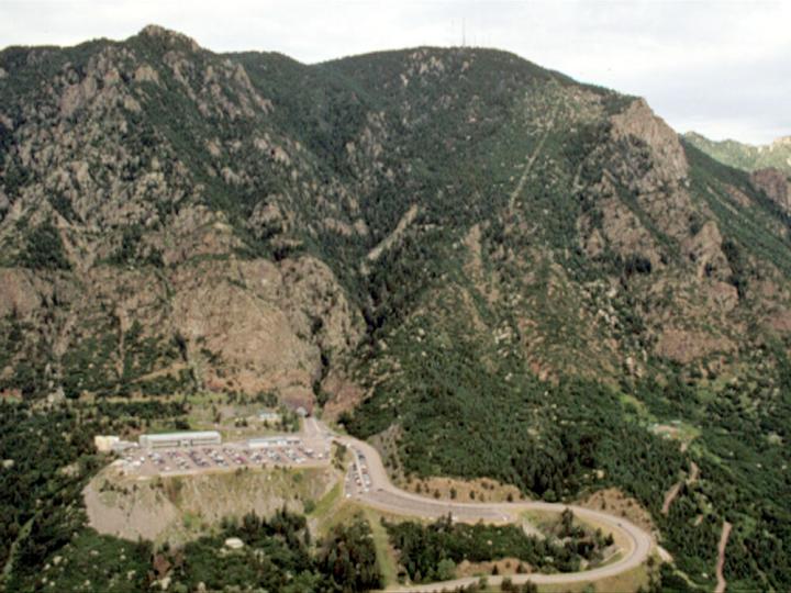 A photo of the Cheyenne mountain Complex.